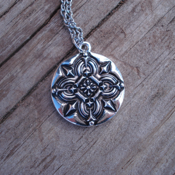 Necklace and Earrings Set (celtic)