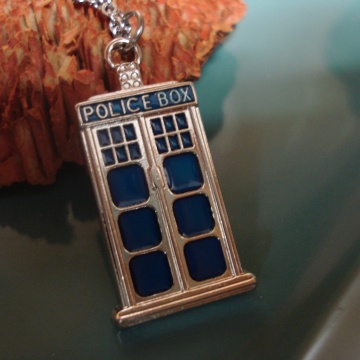 Medium TARDIS Necklace