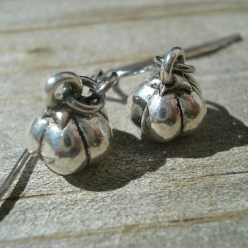Silvery Pumpkins
