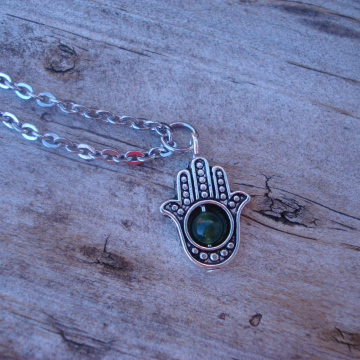 HAMSA Necklace with green aventurine