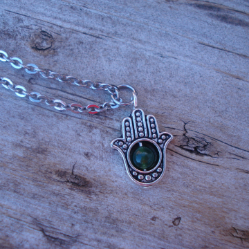 HAMSA Necklace with green aventurine