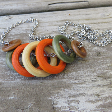 Wooden Ring Necklace with Green