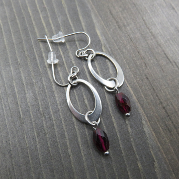 January 2024 - Oval with Garnet