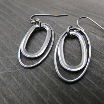 Thin x Thick Oval Earrings