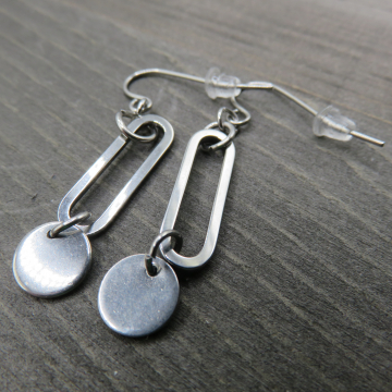 Oblong x Disc Earrings