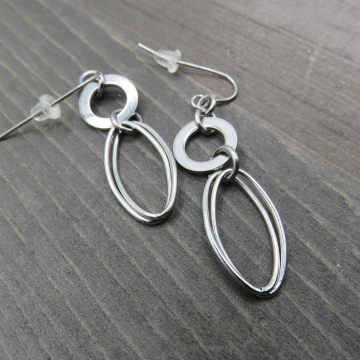 Circle x Overlap Oval Earrings